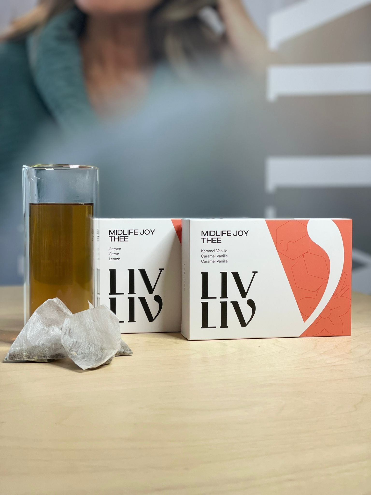 LIVLIV Midlife Joy thee